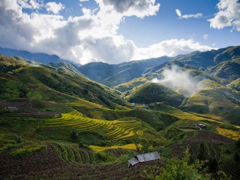 Sapa Tour by Bus 3 Days 2 Nights - 2 Nights in 3 star Hotel  Sapa Tour by Bus 3 Days 2 Nights - 2 Nights in 3 star Hotel
