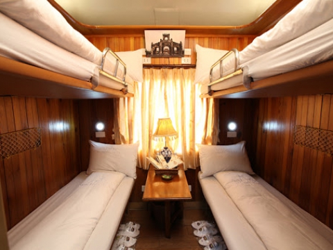 Sapa Tour By Train 2 Days 3 Nights - 1 Night in 3 Star Hotel Sapa Tour By Train 2 Days 3 Nights - 1 Night in 3 Star Hotel