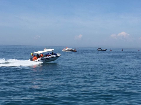 Cham island tour 1 day Cham island tour 1 day